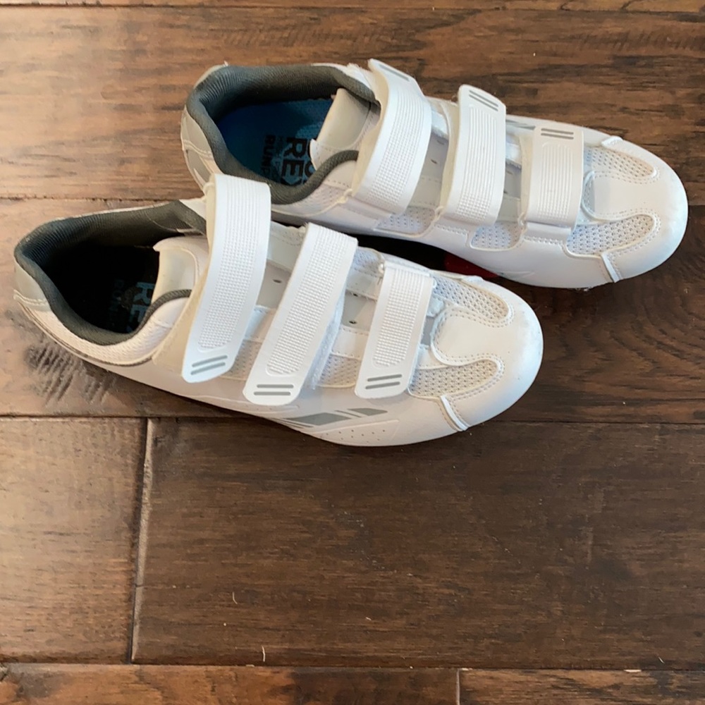 Women’s Tommaso Cycling Shoes (Size 9)